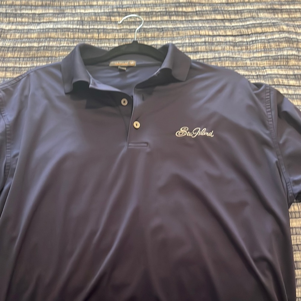 Medium Peter Millar polo. Sea Island logo